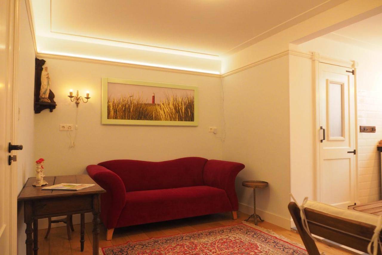 B&B Bureau Warmoesstraat デン・ブルグ エクステリア 写真