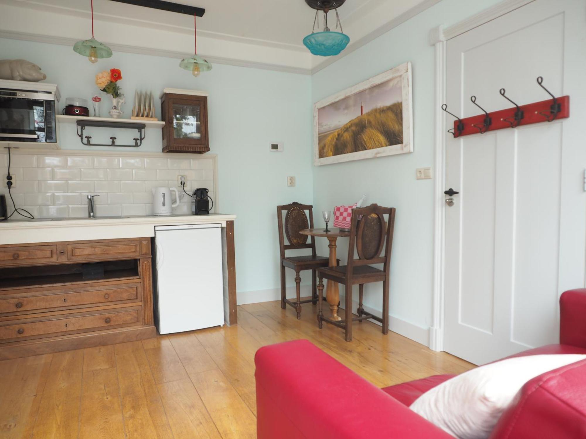 B&B Bureau Warmoesstraat デン・ブルグ エクステリア 写真